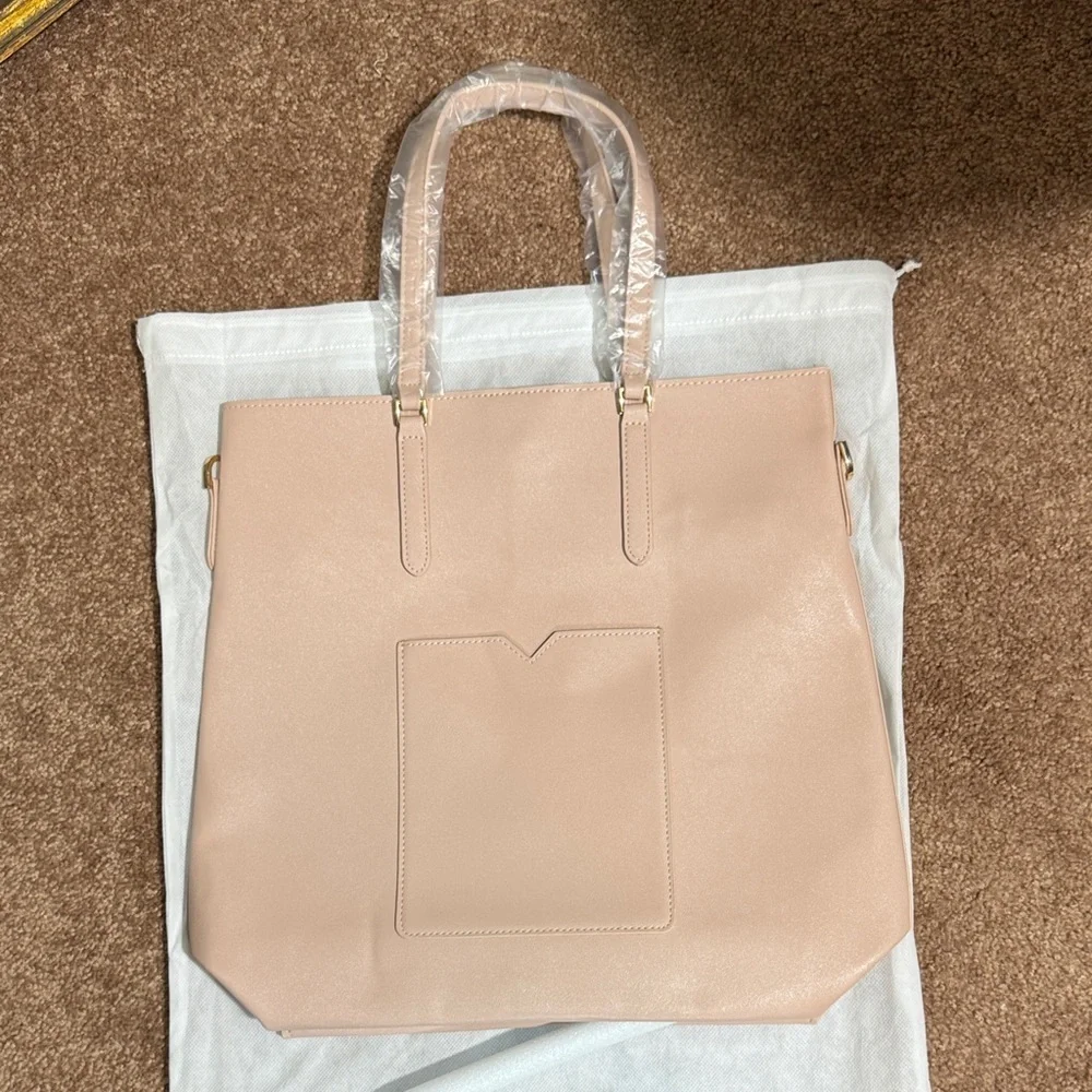 New New Michael Kors Light Pink Logo Tote Front Pocket Dust Bag Faux Leather